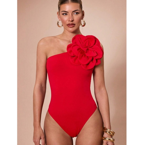 Red Large Flower One Shoulder Bodysuit Slim Fit Asymmetrical - Picture 6 of 12